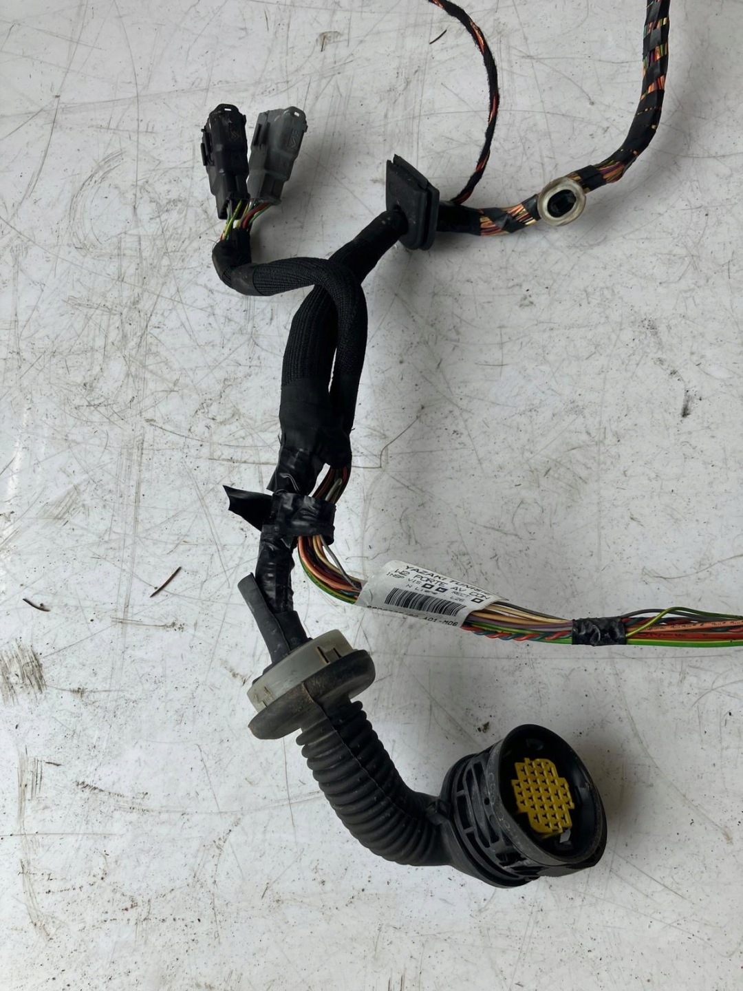 bundle door 508 left front KEYLESS 9808735480