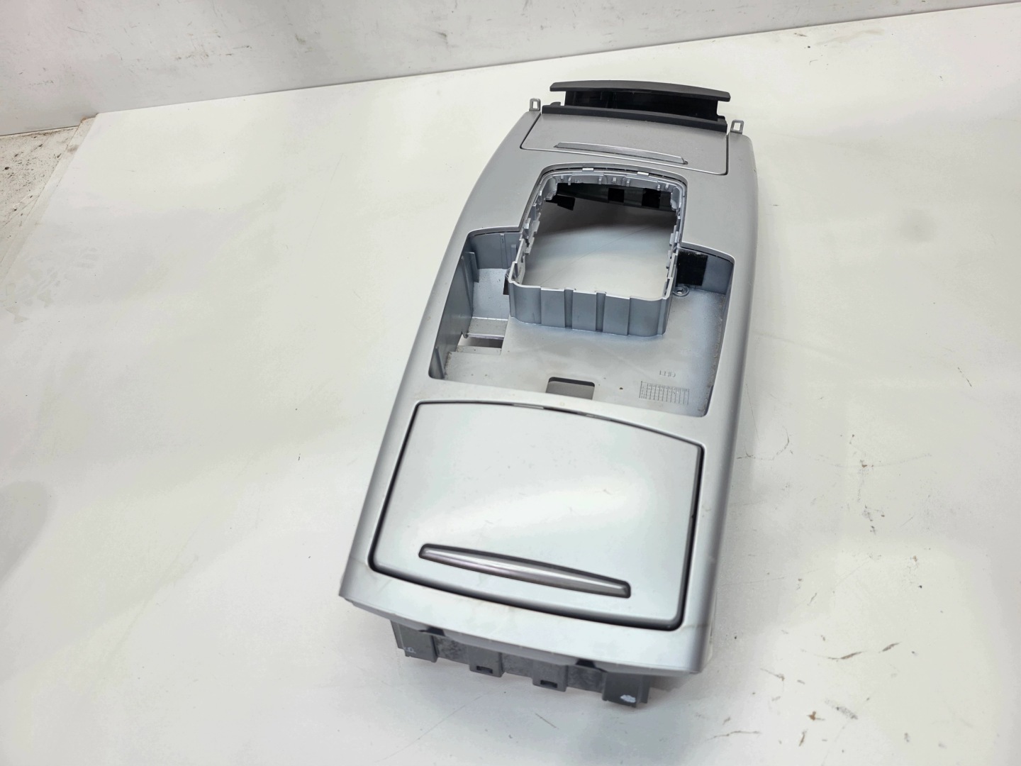 DEKOR TUNELU Obal PANELU MMI AUDI A6 C6 4F1864261AR