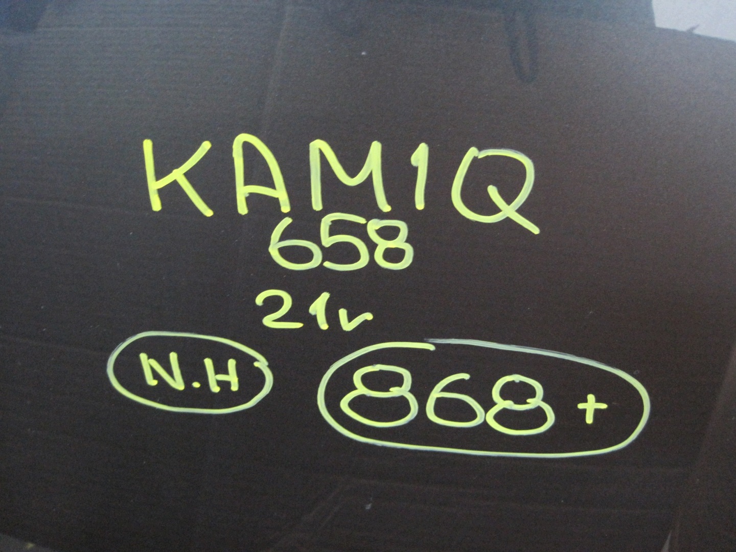 Capot SKODA KAMIQ 658 868+