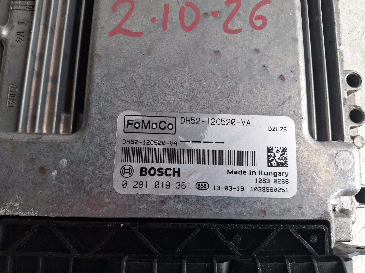 LAND ROVER computer control unit of the engine DH52-12C520-VA BOSCH 0281019361