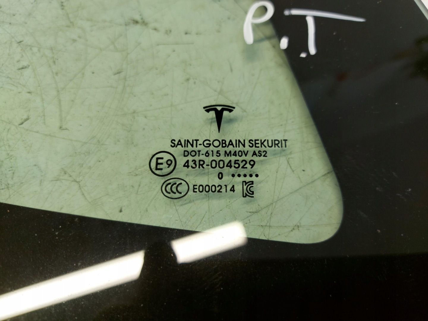 TESLA MODEL 3 window right rear part rear oryg 839302726483