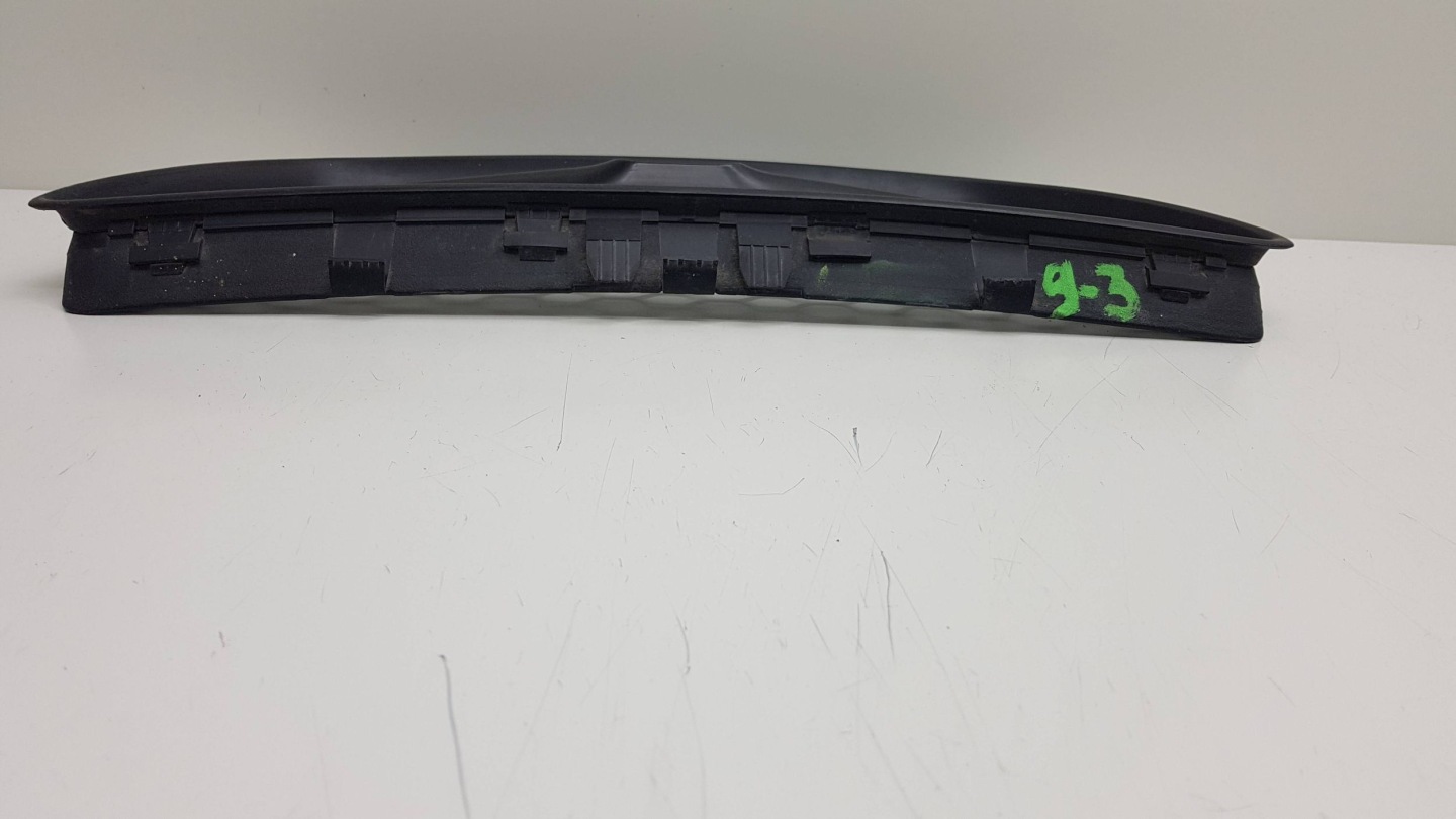 SAAB 9-3 93 2003 - Grill Grill SA01-9301-P24