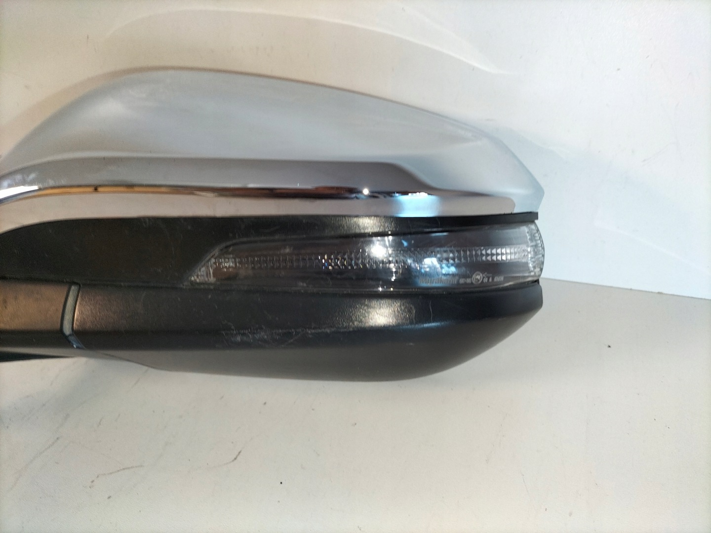 mirror left electrics TOYOTA HILUX VIII 15