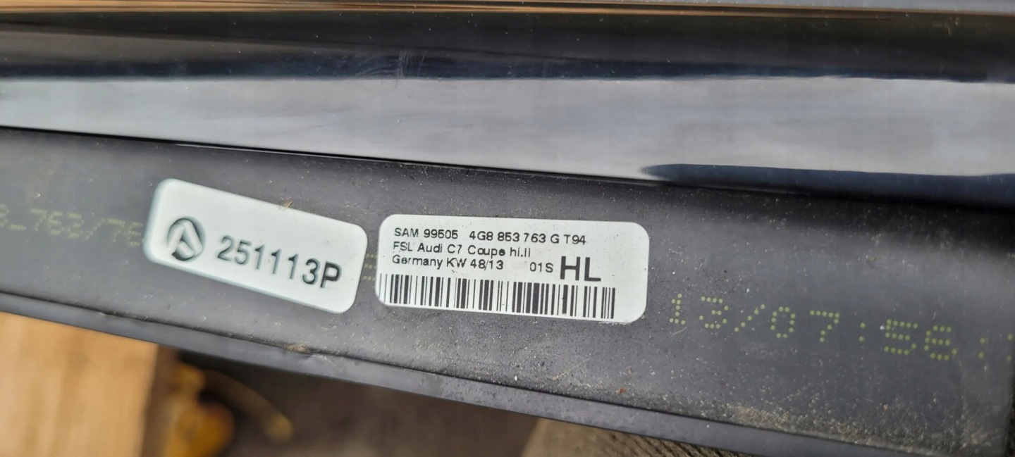 S7 4G A7 moulding dust door left left rear part black