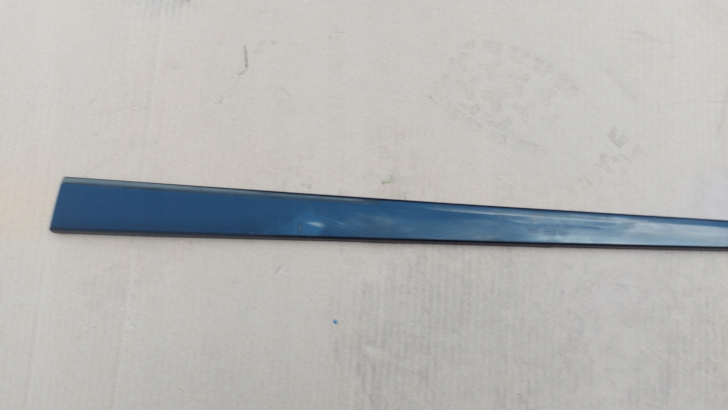 moulding door right front TOYOTA AURIS II 12-18