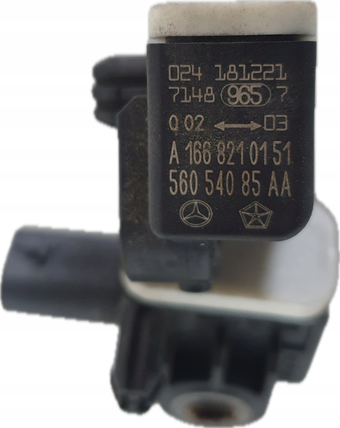 DODGE MERCEDES CHRYSLER impact sensor A1668210151 56054085AA