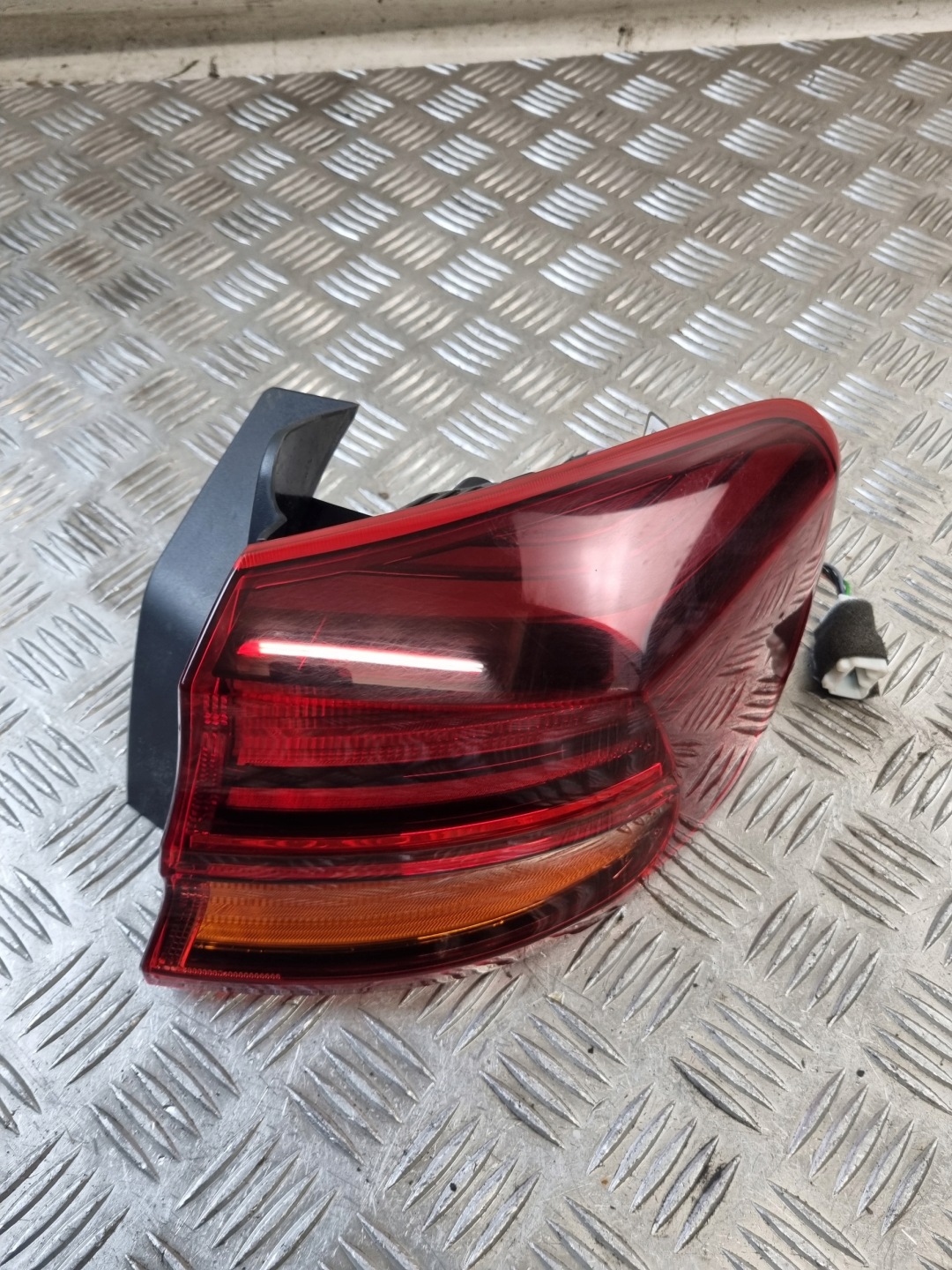 KIA CEED III KOMBI light rear right W fender