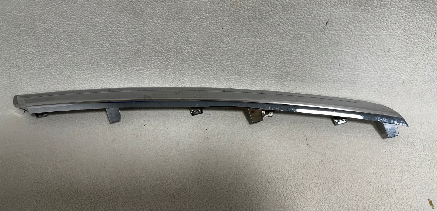 Opel Insignia chrom grilla right 22787084