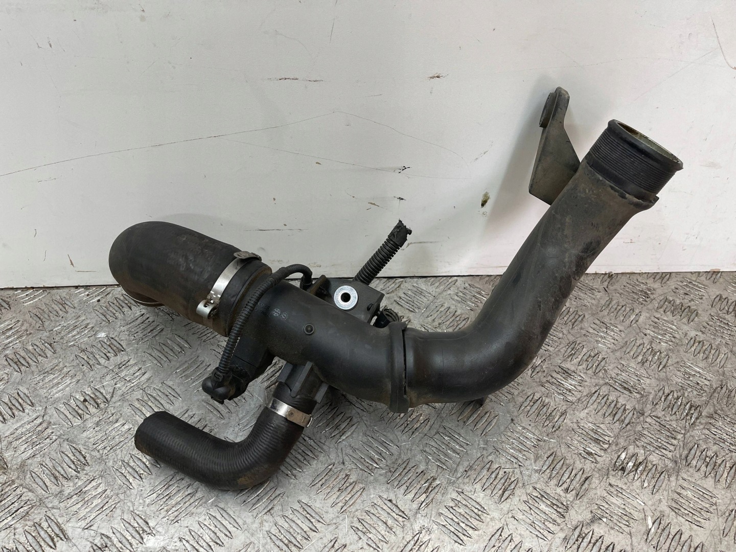 Schlauch intercooler FIAT TIPO II 2 15- 1.4 T-JET D432