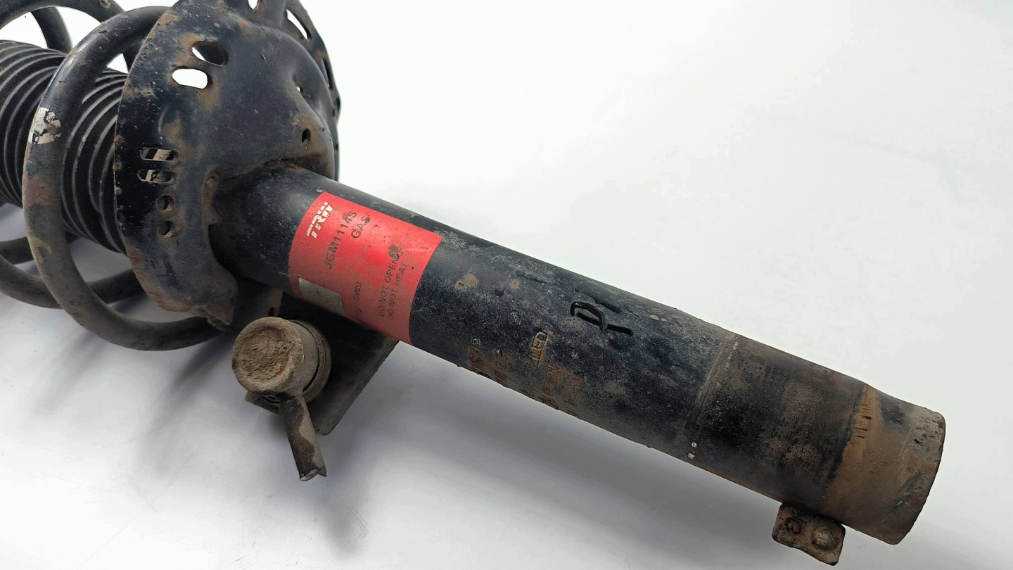 shock absorber right front AUDI A3 8P LIFT