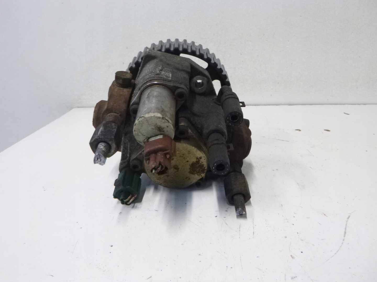 injection pump Mazda 6 2.0D RF5C 2000r.