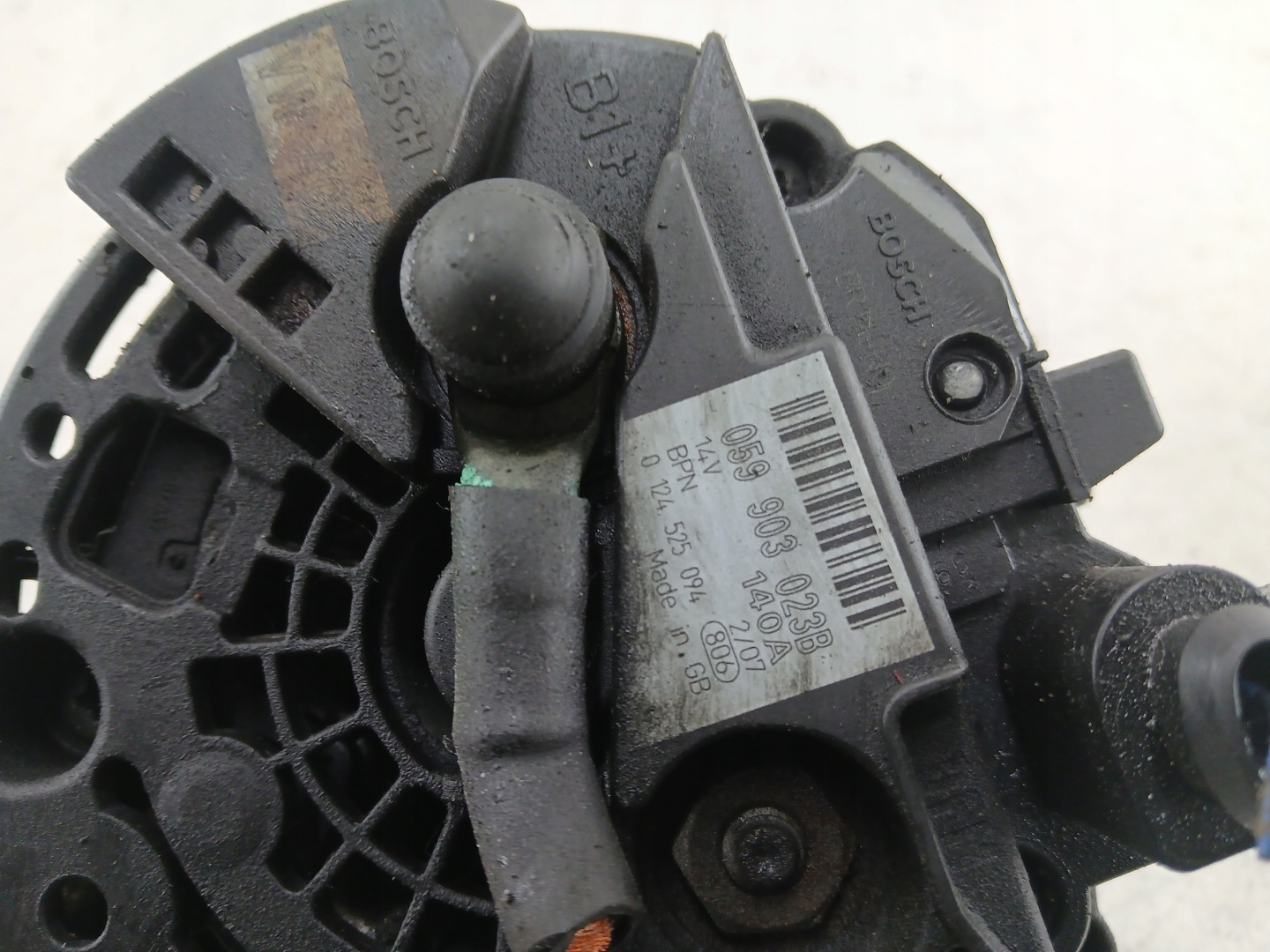 AUDI A4 B7 3.0 TDI alternator 059903023B 140A
