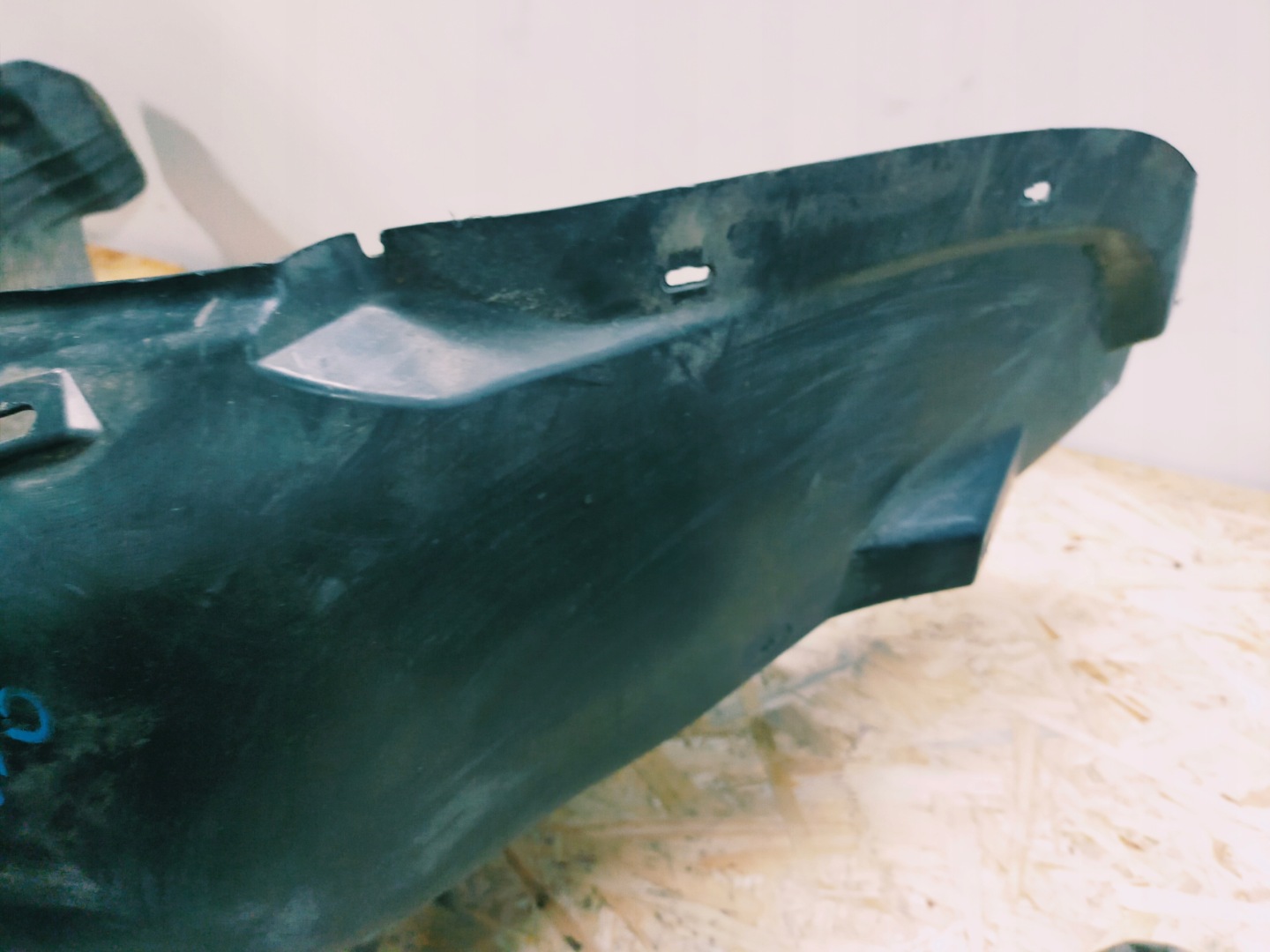 mudguard right front Skoda Fabia II HB 06 5J6810972
