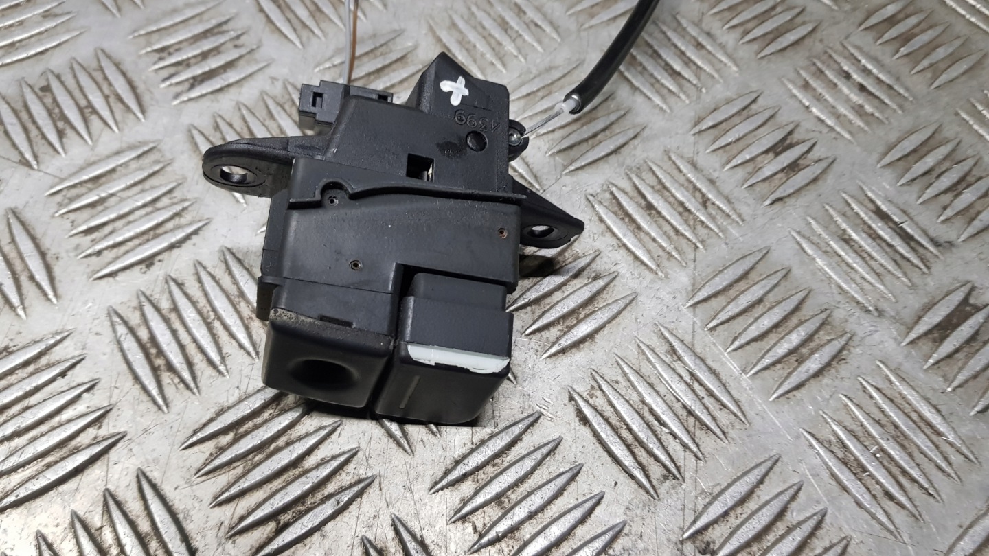 MERCEDES W220 lock bonnet boot