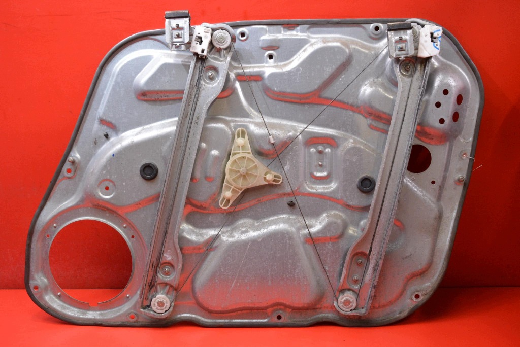 window regulator left front EU 82470-2R010 HYUNDAI I30 1 and FD KOMBI 10-12