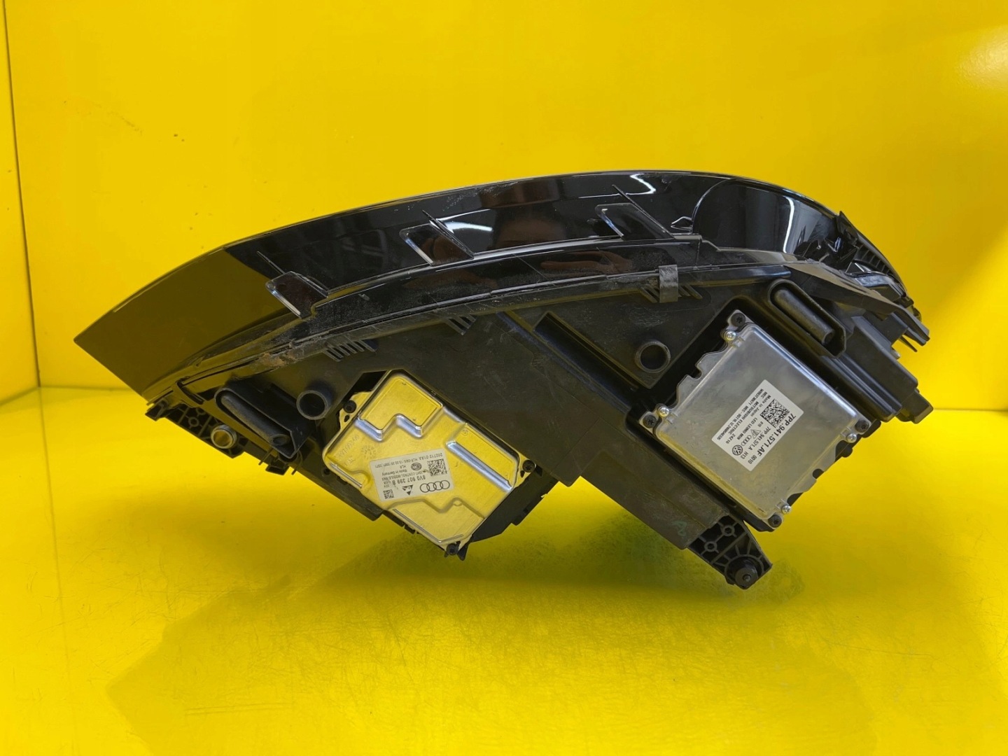 light left front VW Touran III Full Led 5TB941081D