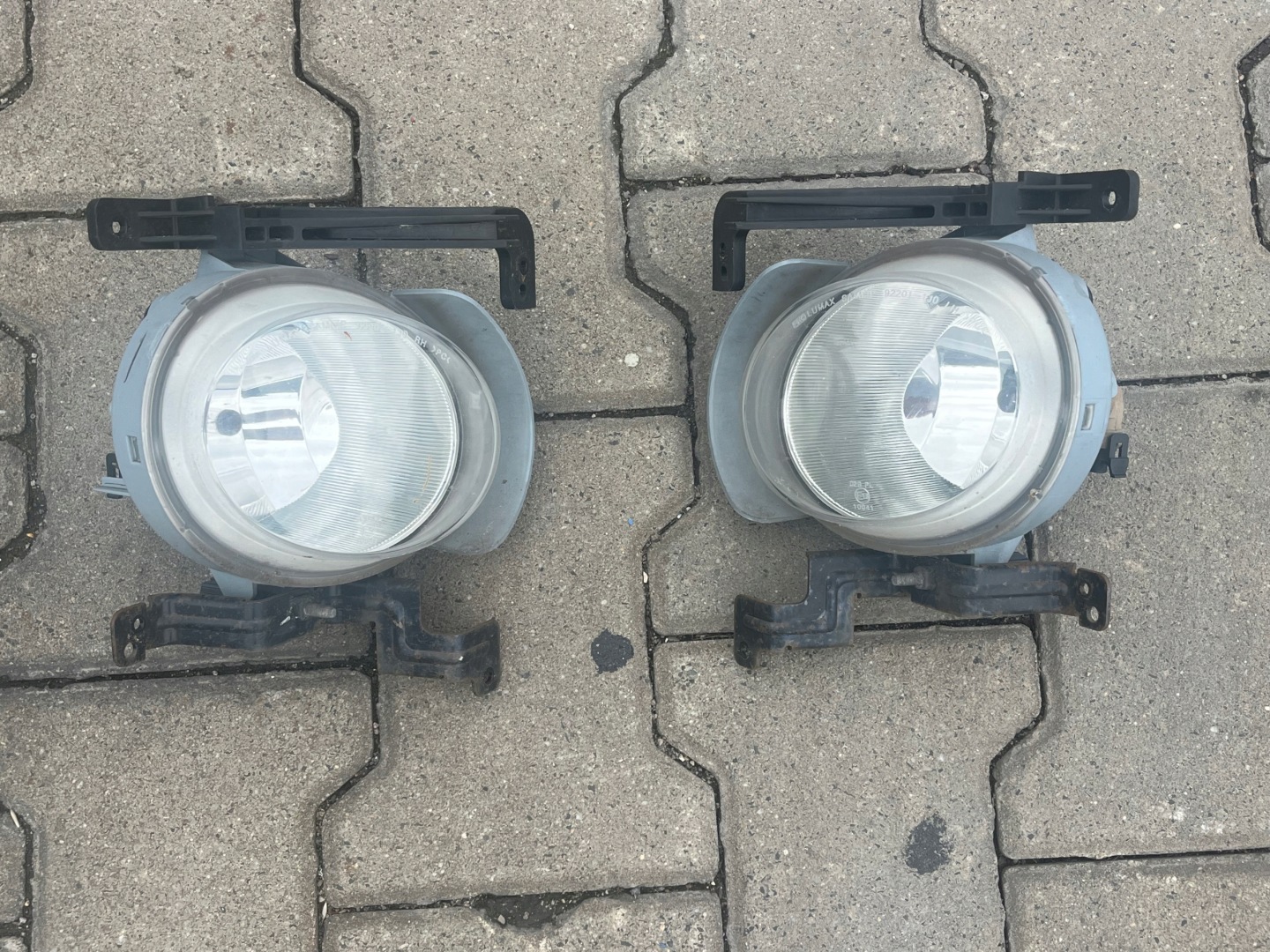 Hyundai I20 and fog light left front