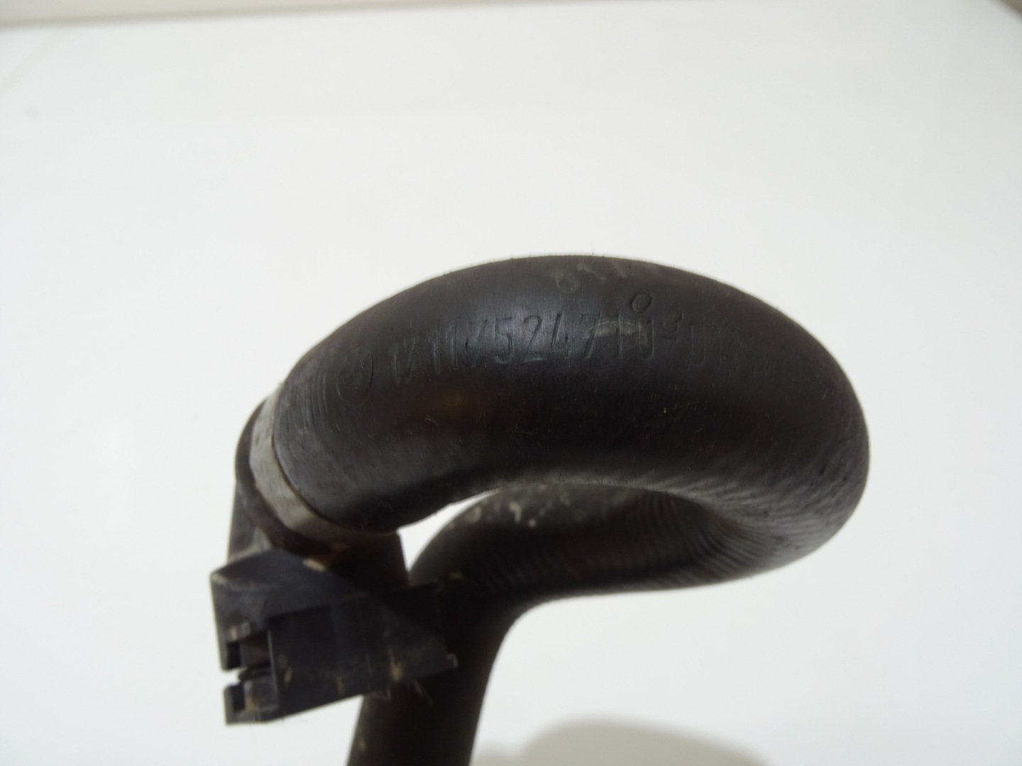 prijenos crijevo vode BMW E90 E91 E87 N52B25 7524710