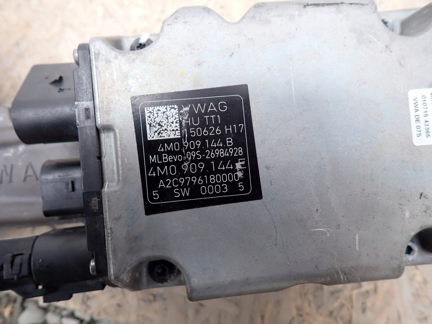 servo control AUDI Q7 4M 4MB 2015- 4M1423105F