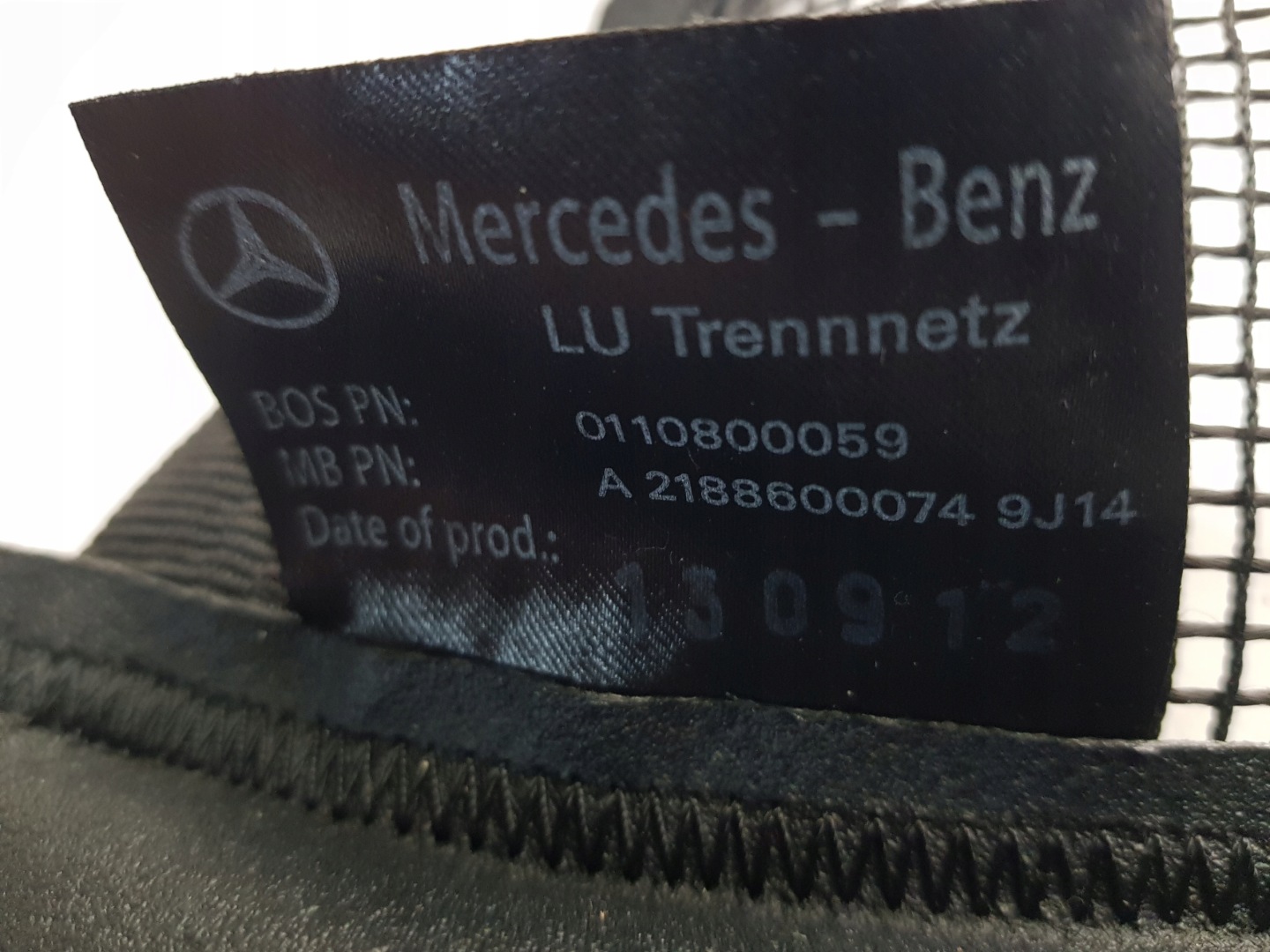 MERCEDES CLS W218 X218 net blinds DO boot grid 2188600074