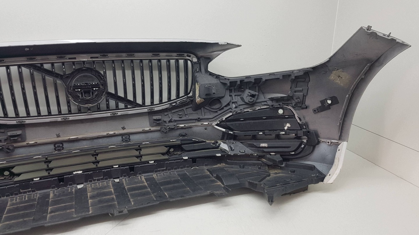 VOLVO V90 S90 2016 - bumper front 31383226