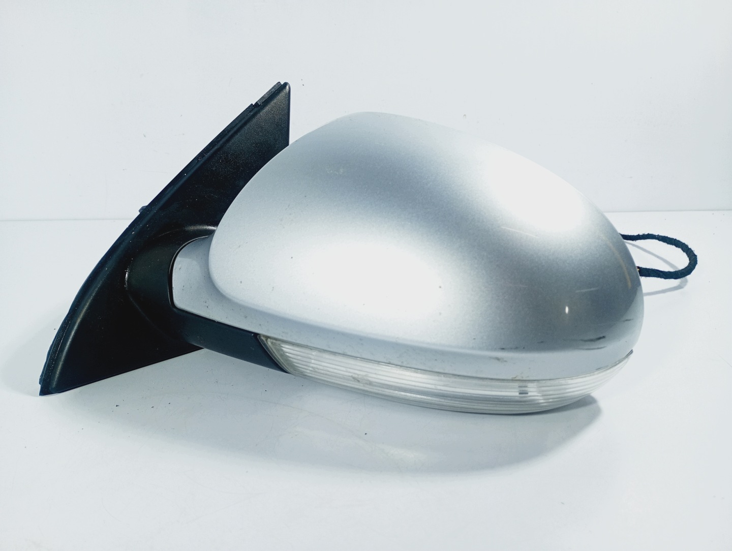 mirror left electrics 6 PIN OE E1010781 lakier LA7W VW Passat B6 05-10