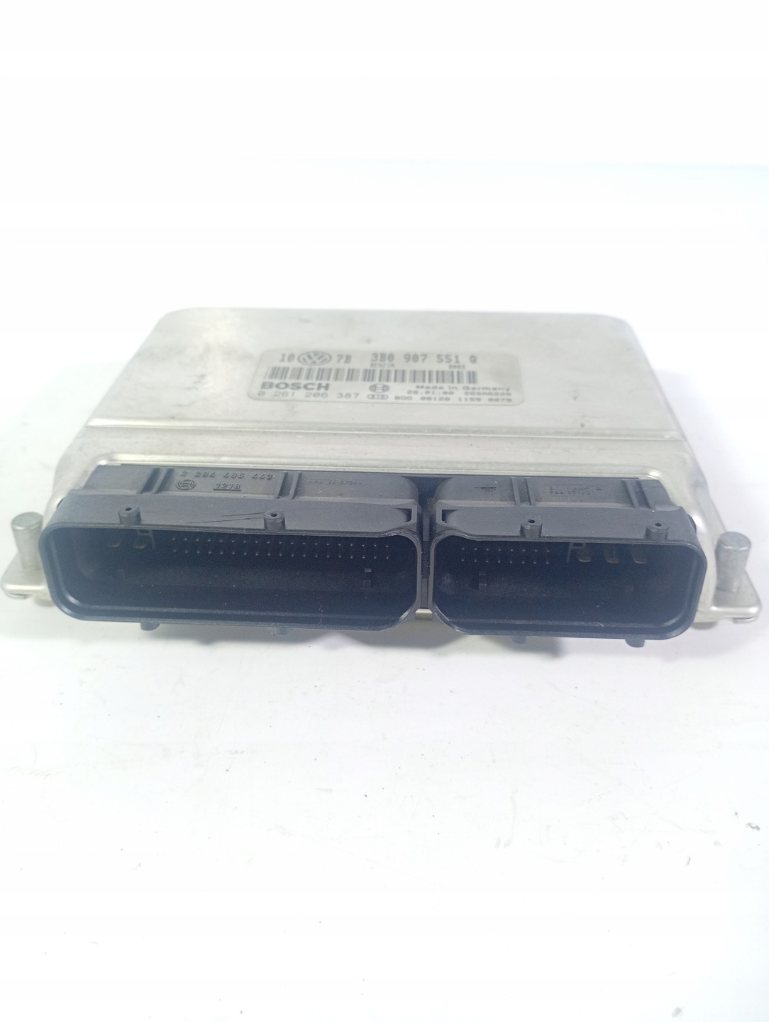 Audi A6 C5 97-04 computer control unit of the engine OE 390907551Q