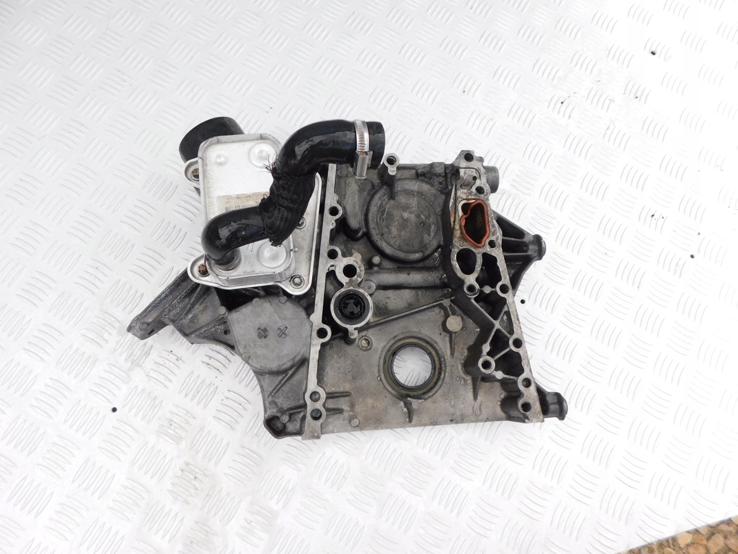 Couvercle carter distribution Mercedes Sprinter VITO uzywana sprawna R6110151302