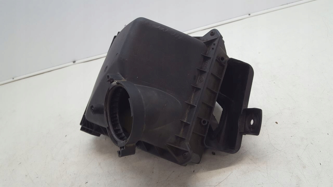 Gehäuse filter luft Audi A4 B6 2,5 TDI