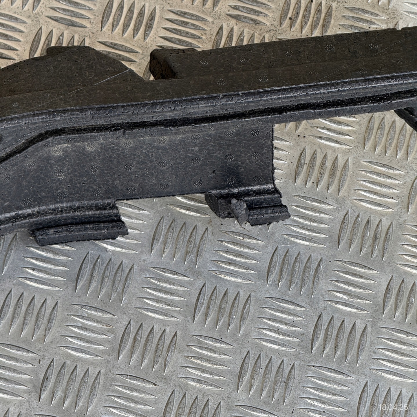 ABSORBER der Stoßstange vorne träger Polystyren BMW F48 7342437
