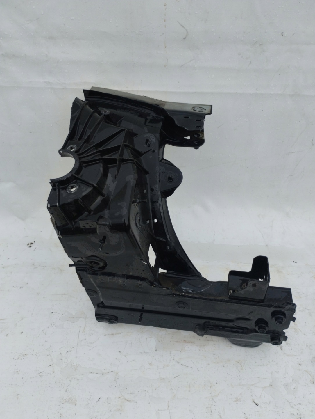 MERCEDES C W205 quarter quarter left