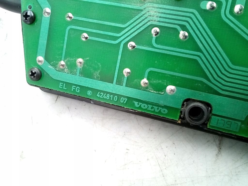 Volvo C70 and panel manipulator switch seat right 42481007