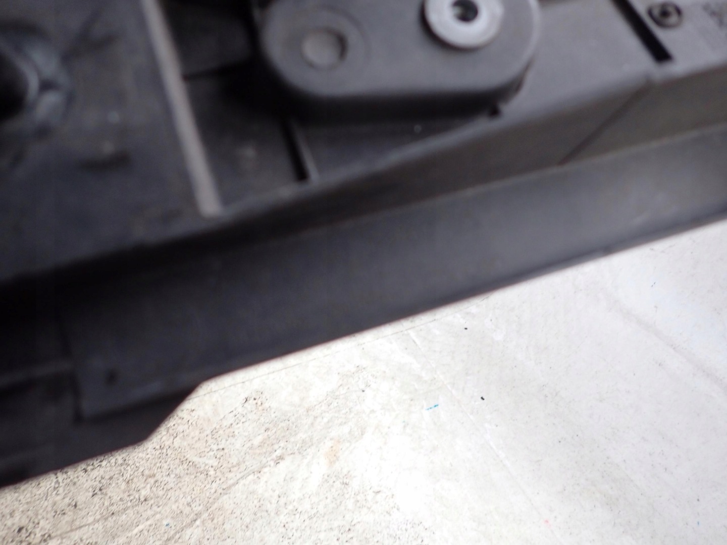 MERCEDES SPRINTER W906 LIFT support panel for radiators pillar front