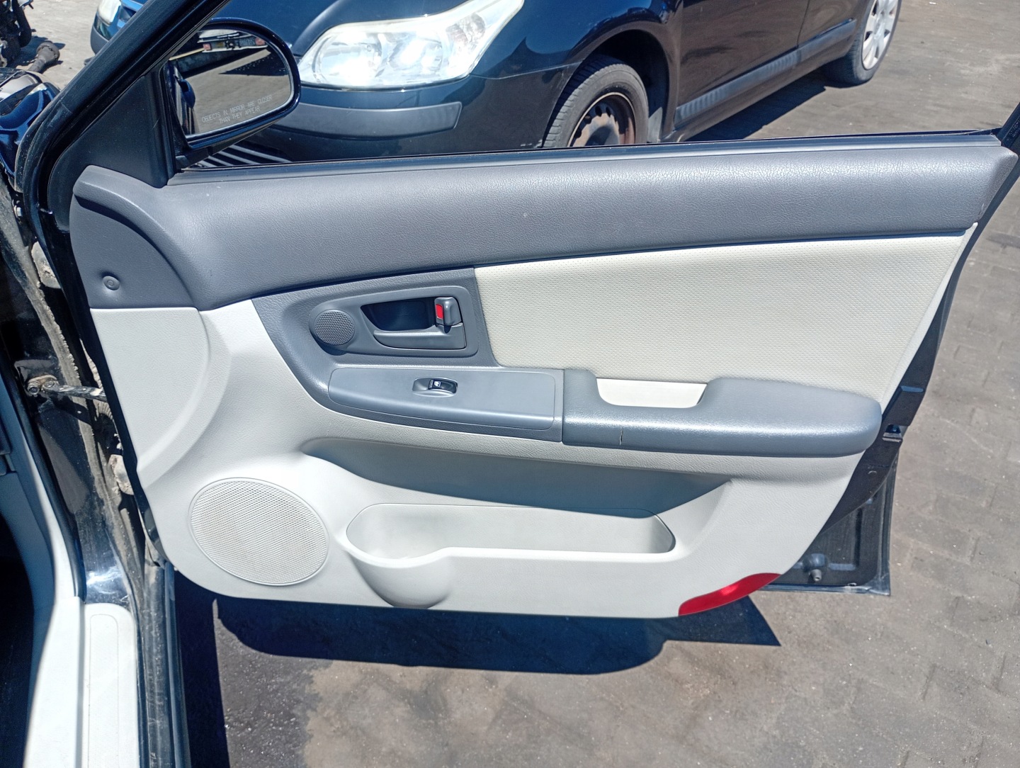 upholstery side right front Kia CERATO 1 and 04-07
