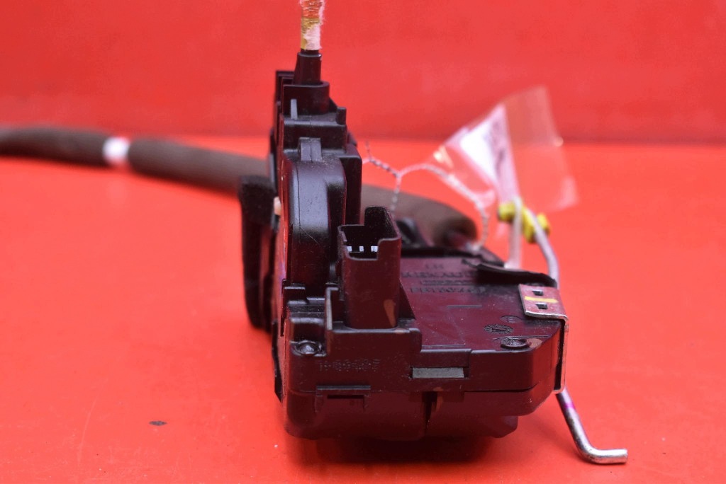 lock door left front front EU NISSAN QASHQAI 2 II J11 13-20