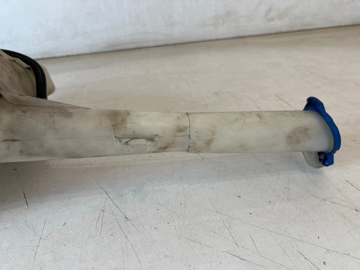 washer fluid tank pump Kia Sorento II Lift