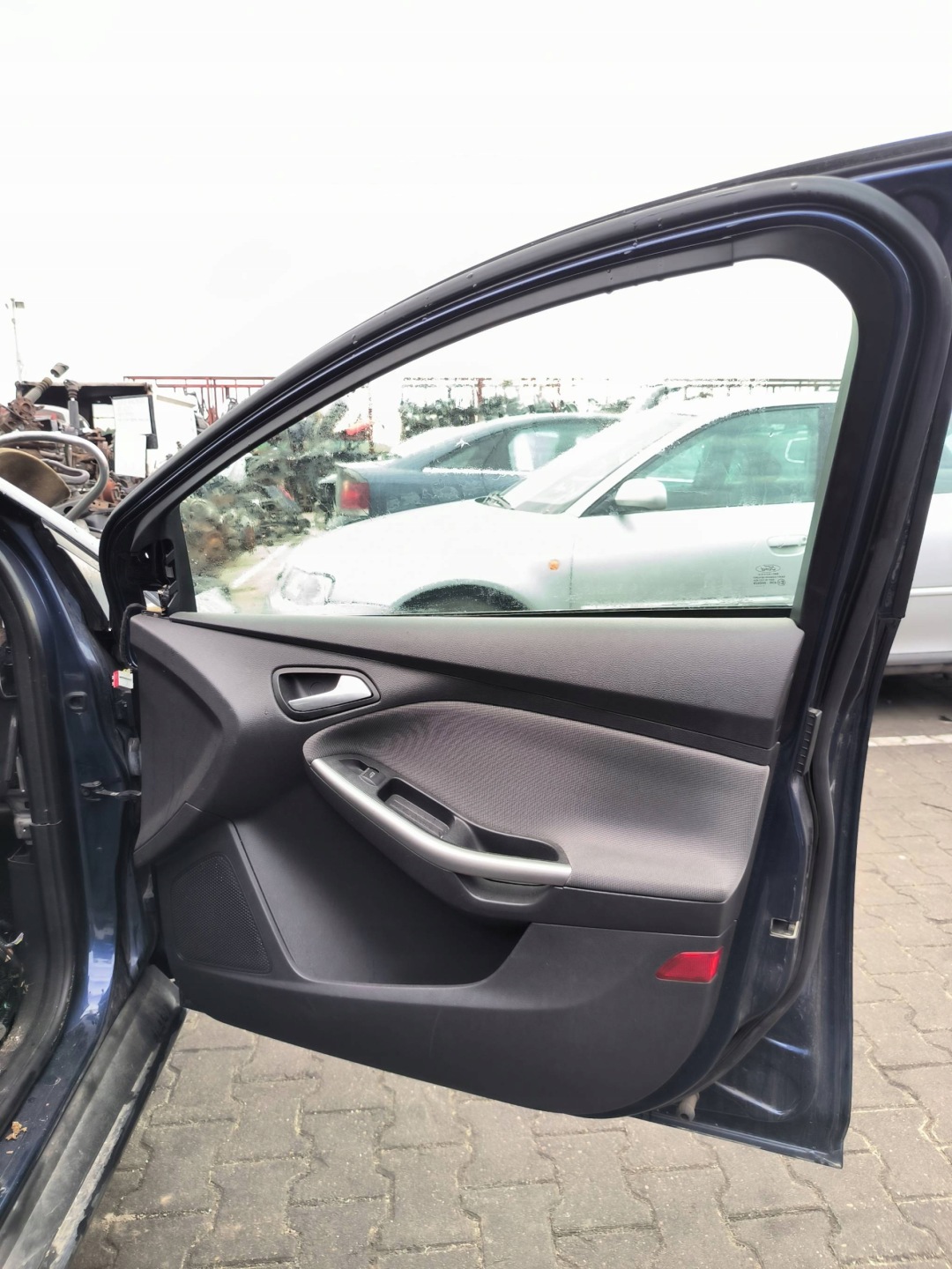 door right front DYB (INK BLUE) FORD FOCUS MK3
