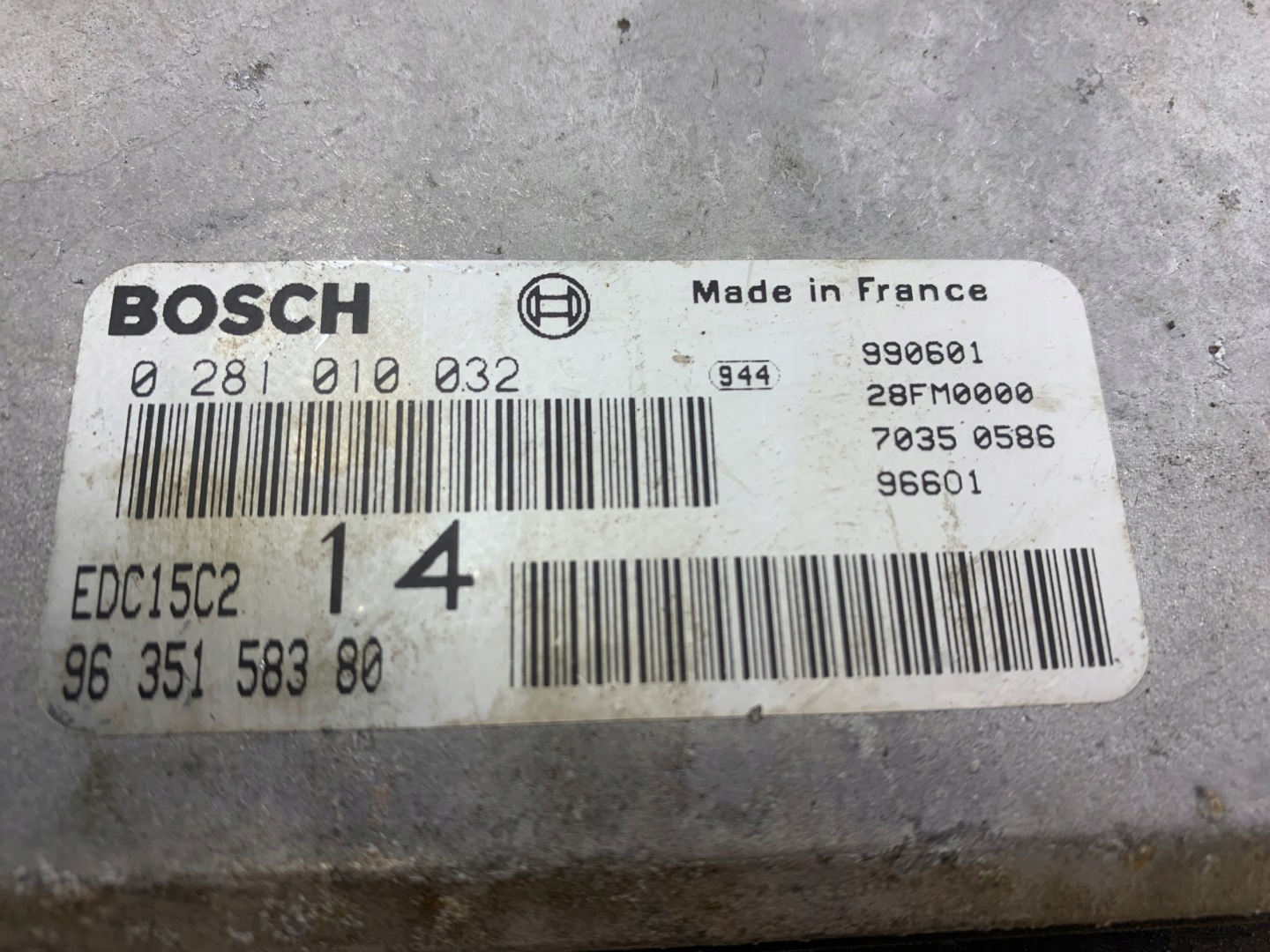 PEUGEOT 306 2.0 HDI control unit of the engine 9635158380