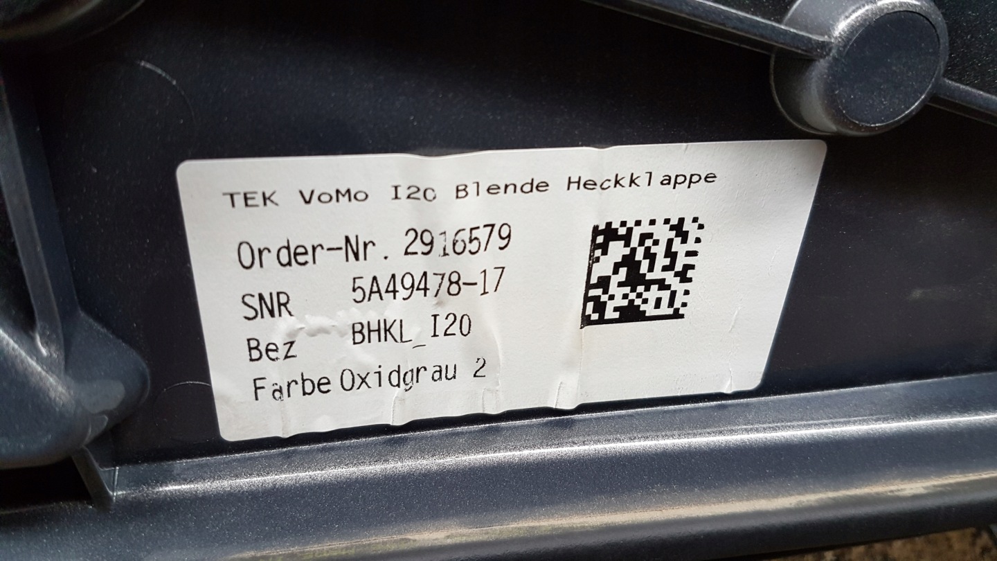 cap rear trunk door BMW iX i20 5A49478