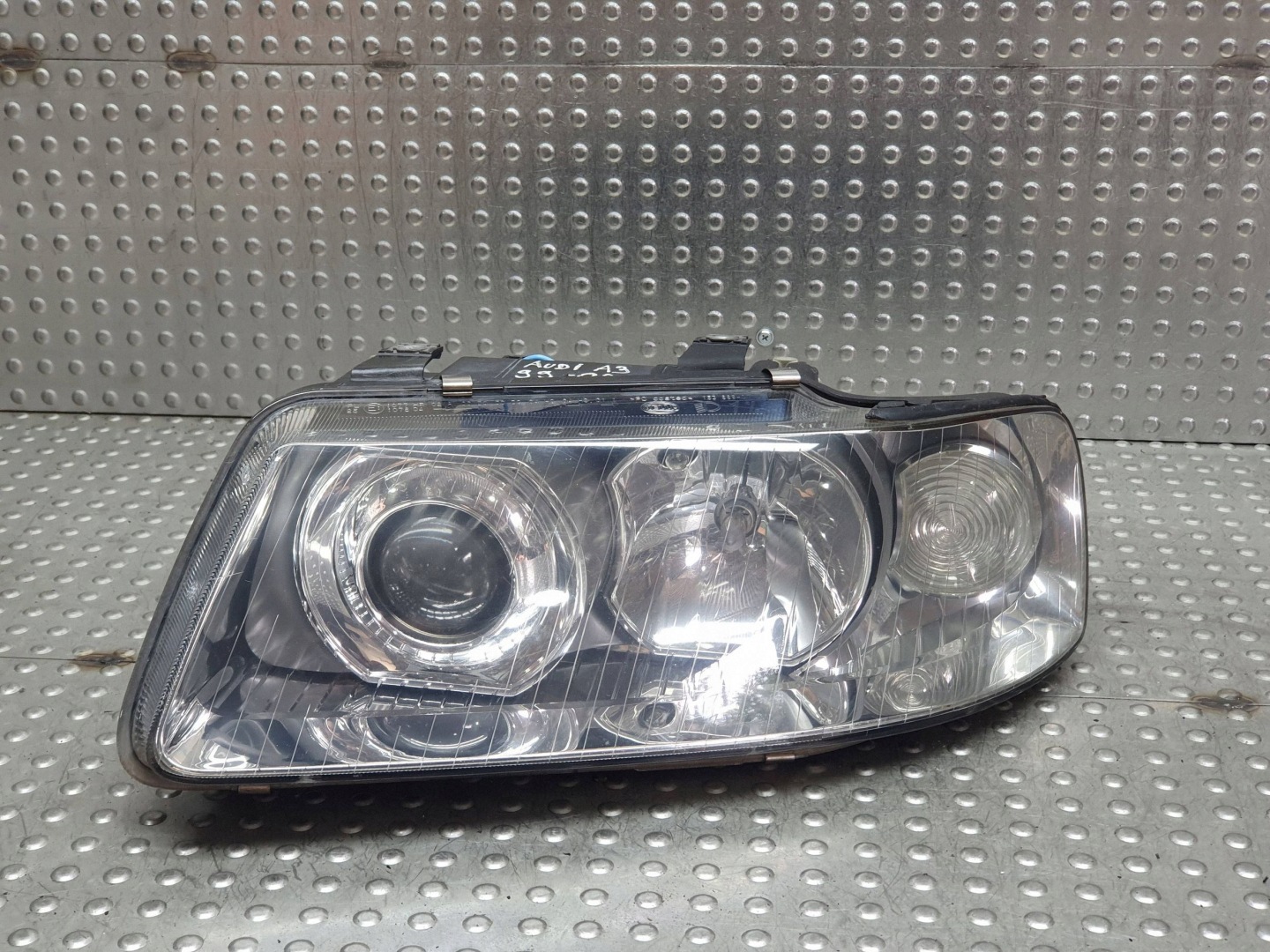 light REFLEKTOR left front lens AUDI A3 8L LIFT EUROPA NIE KLEJONA