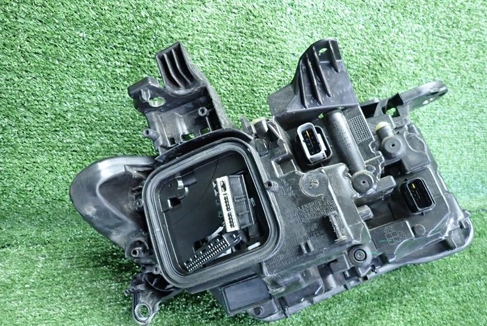 PEUGEOT 308 III T10 MTRIX LED 21- reflektor left light left