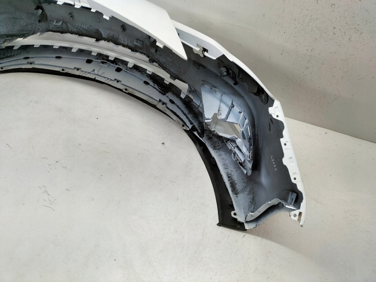 front bumper front OPEL CASCADA 13
