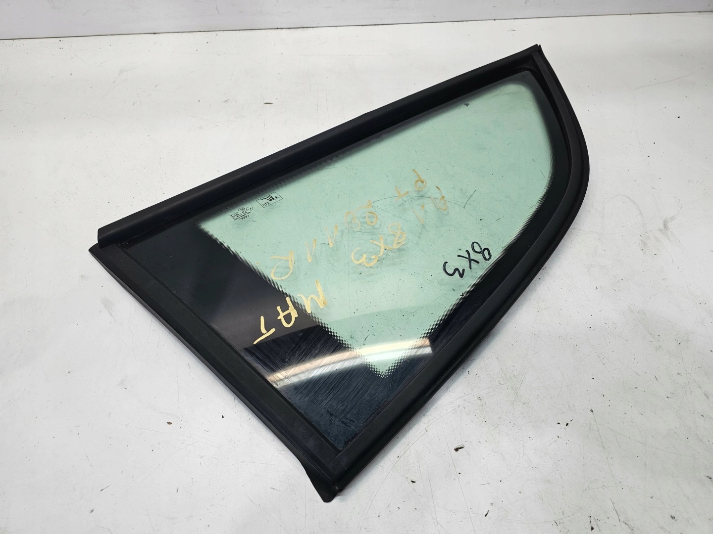 window bodywork MAT AUDI A1 8X3 3-door right rear part 2011R