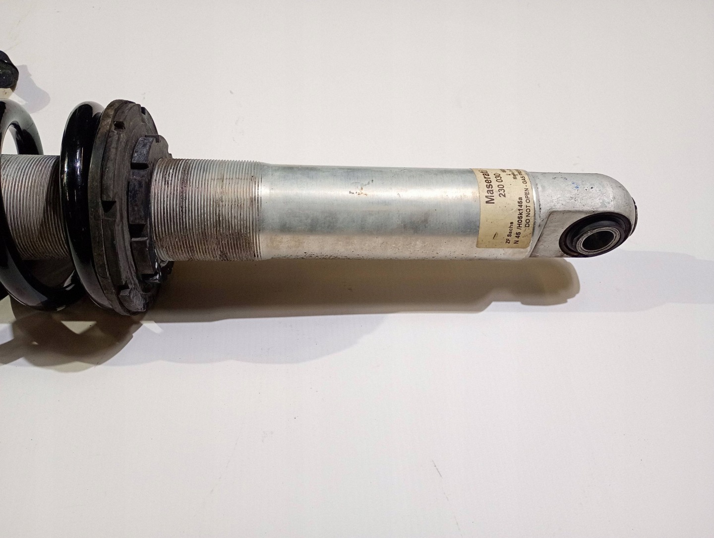 shock absorber mcperson spring right left rear part Maserati GranTurismo 2008
