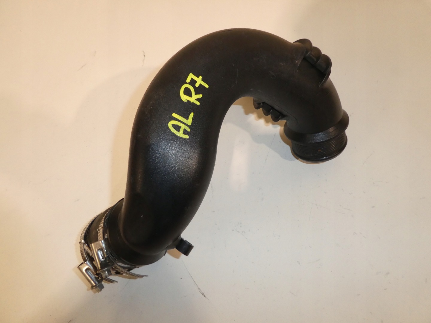 pipe of the intercooler VW T5 7E0145853