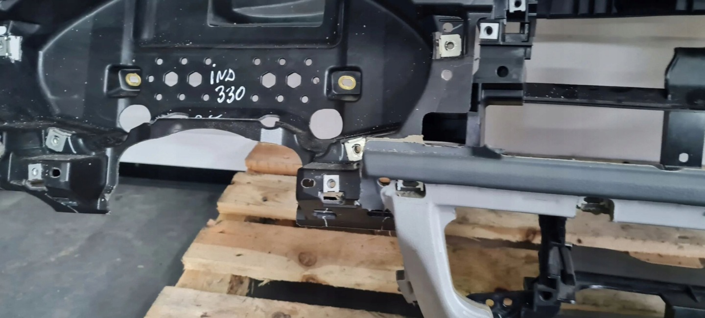 A7 4G S7 dashboard console ROZDZIELCZA cockpit 4G8857001NF grey ORG HED UP