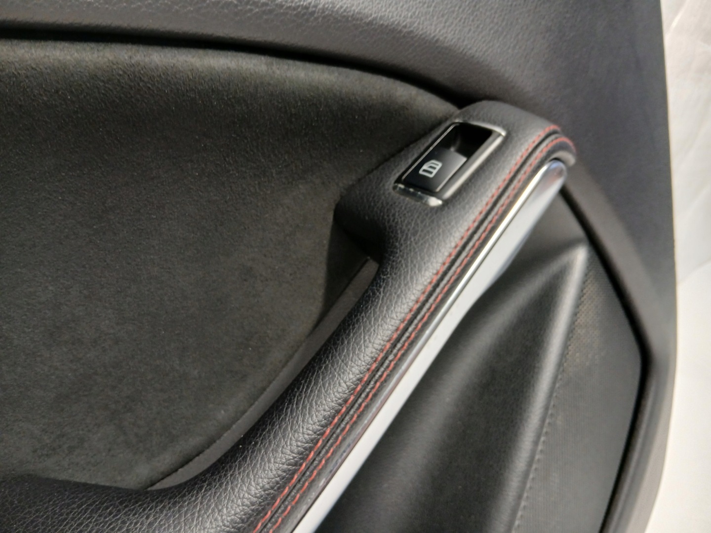 MERCEDES A45 W176 AMG side door left rear part