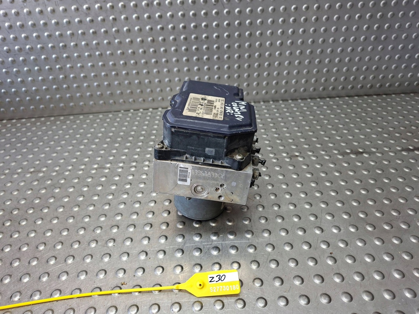 pump control unit ABS MINI COOPER R55 R60 06- 6796703 54086093A