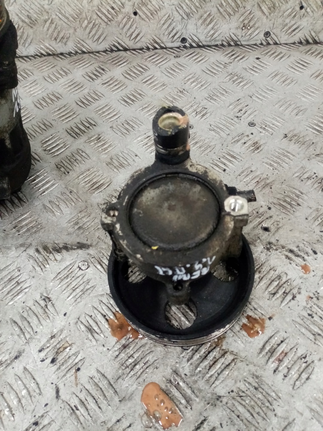 servo pump RENAULT MEGANE 2 8200071050