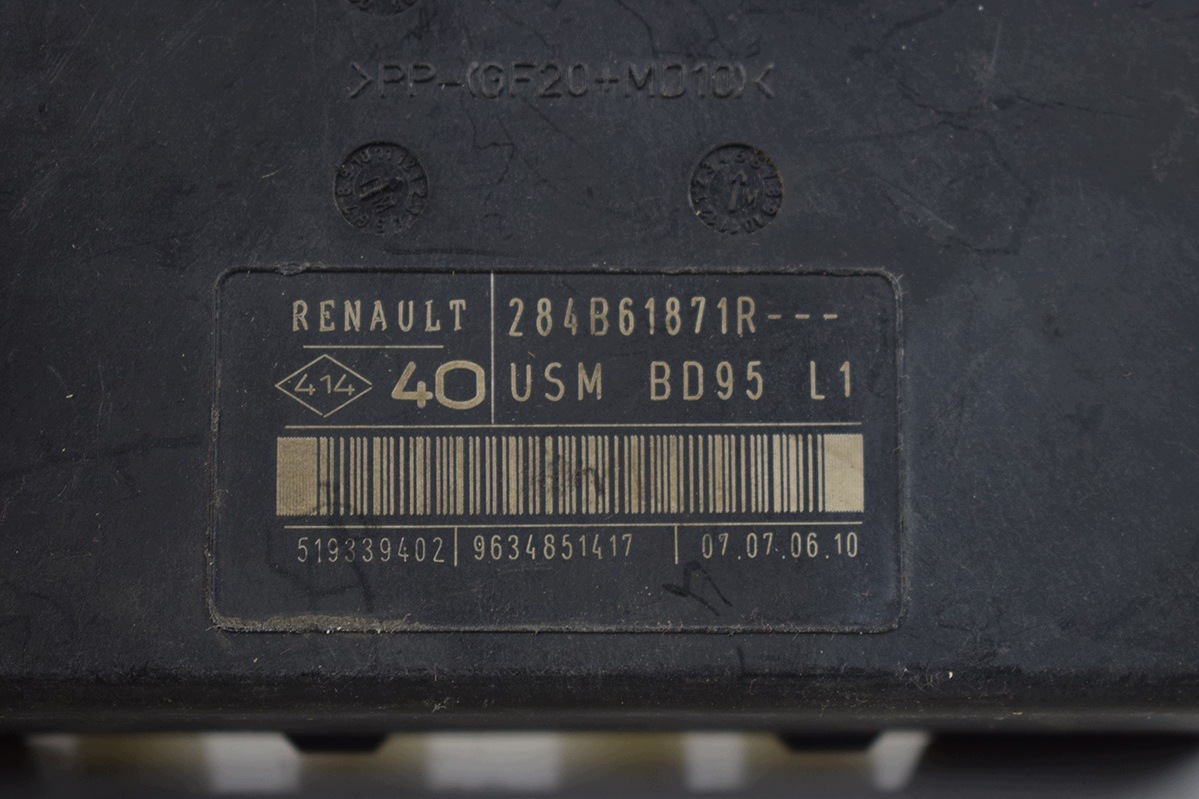 module UCH RENAULT 284B61871R